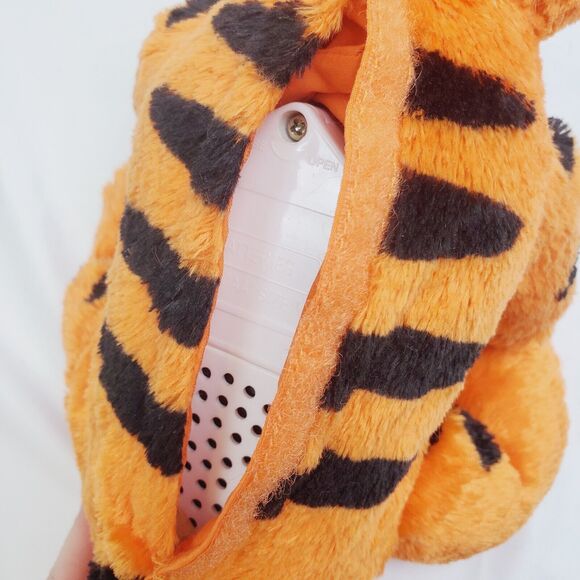 Disney Tug-In-Time Tigger Talking & Interactive Toy Infant 10" Orange & Black - Picture 5 of 8